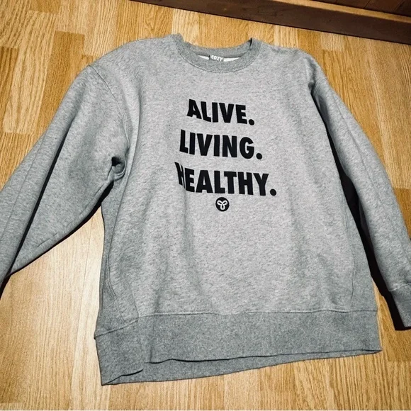 𝙏𝙉𝘼 𝙎𝙬𝙚𝙖𝙩𝙨𝙝𝙞𝙧𝙩 🖤 - Picture 5 of 5